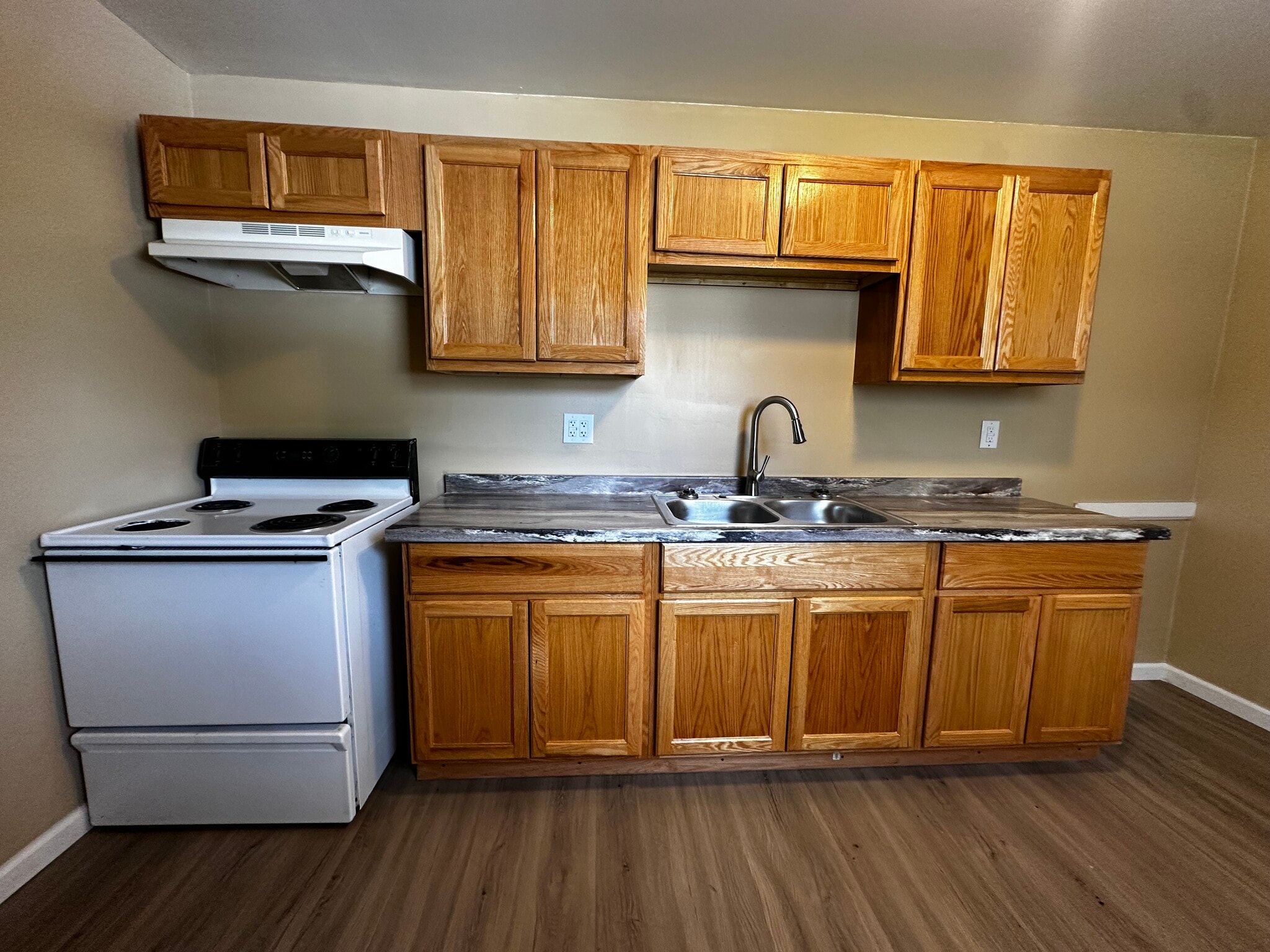 Building Photo - 2993 Southfield Dr