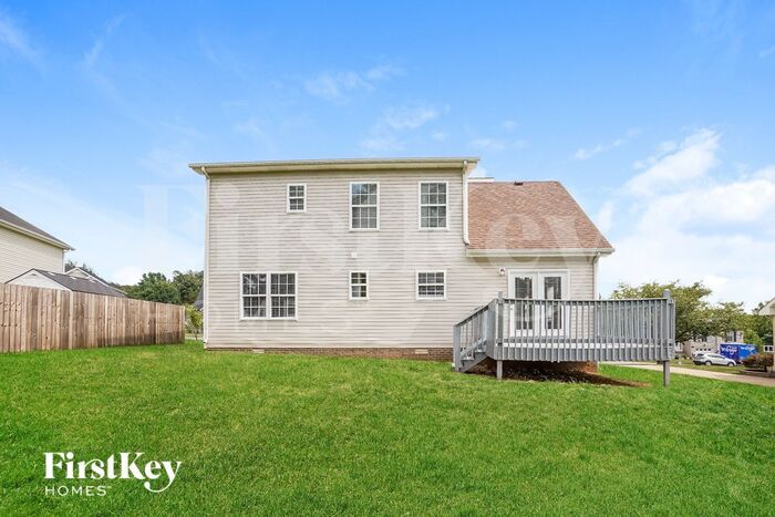 Building Photo - 3508 Clover Hill Dr