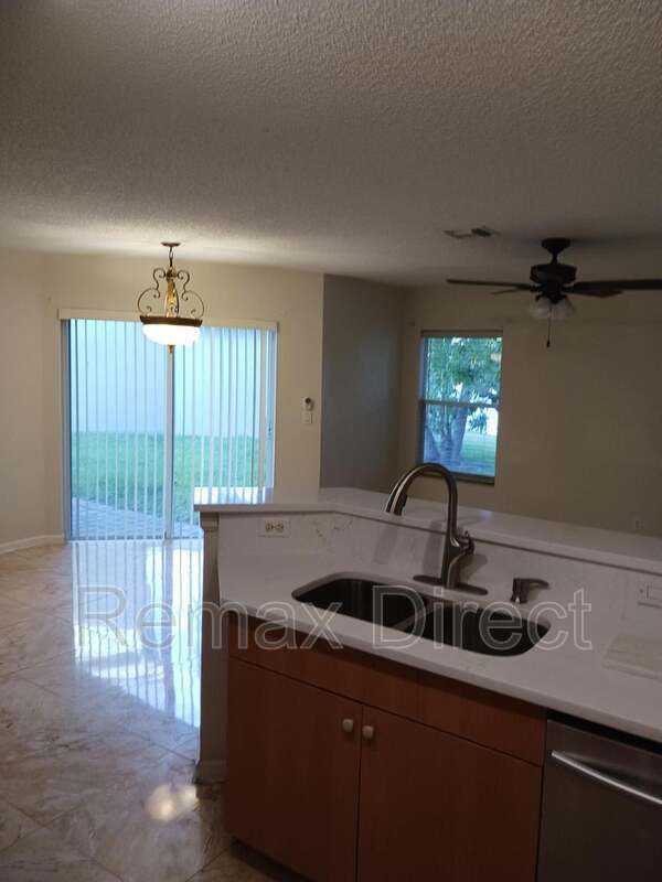 Building Photo - 738 Perdido Heights Dr