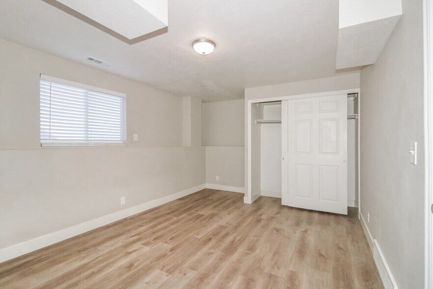 Building Photo - 6125 S 6105 W