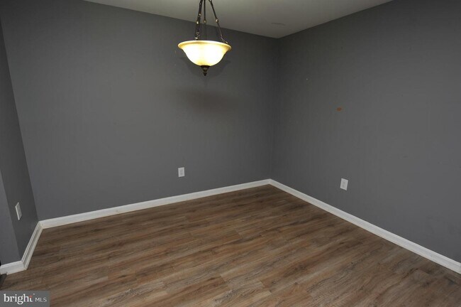 Building Photo - 5707 Olde Mill Ct