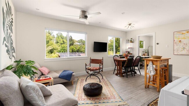 Building Photo - 1208 Enfield Rd