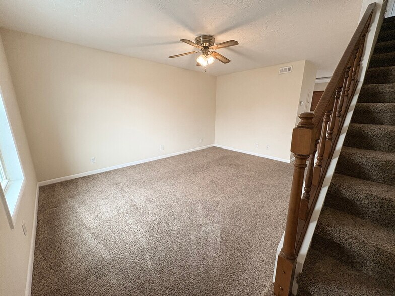 Building Photo - 1849 Stargazer Dr