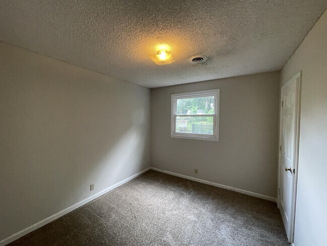 Building Photo - 174 Ocala Dr