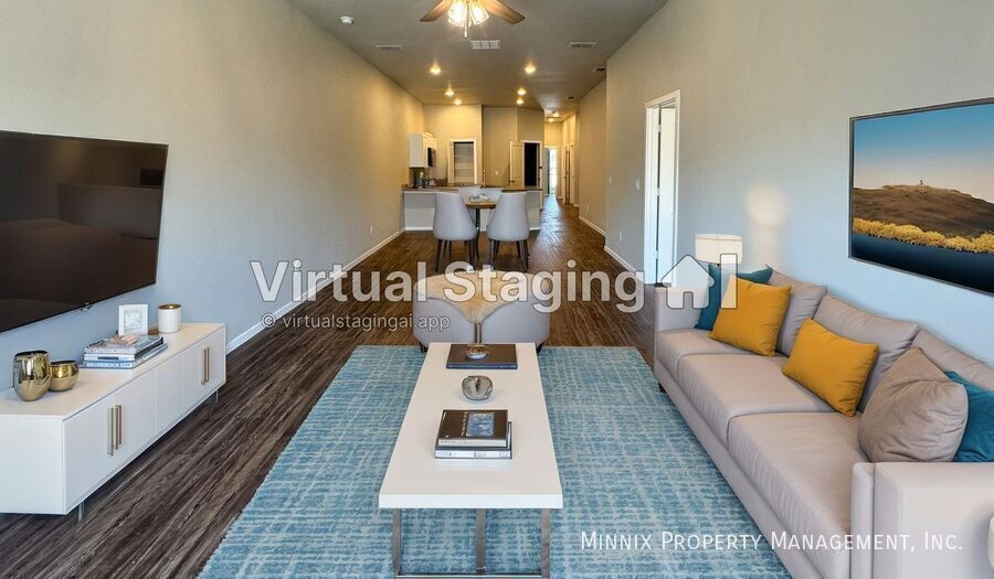 Primary Photo - 2120 N Jayton Ave