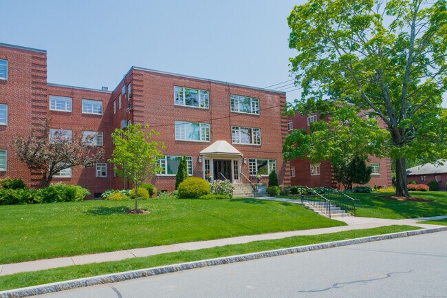 Primary Photo - 30 Outlook Ave