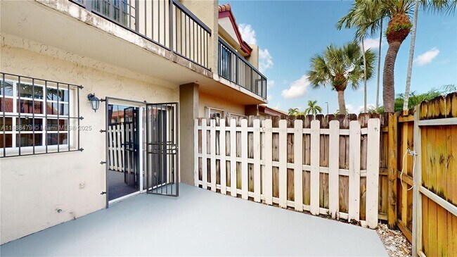 Building Photo - 6415 SW 129th Pl