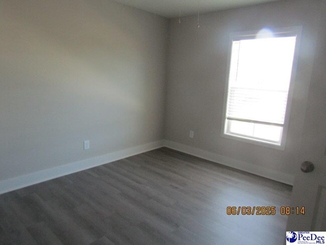 Building Photo - 2887b Jubilee Dr
