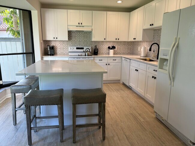 Building Photo - 13383 Bedford Mews Ct