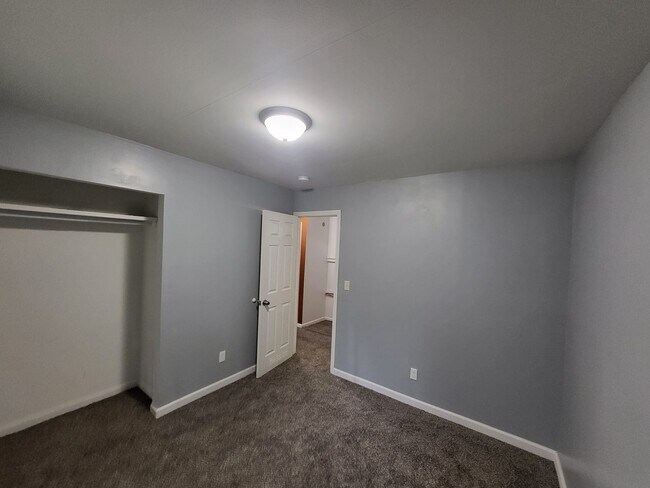 Building Photo - 3 bedroom home on Flint's North-east side