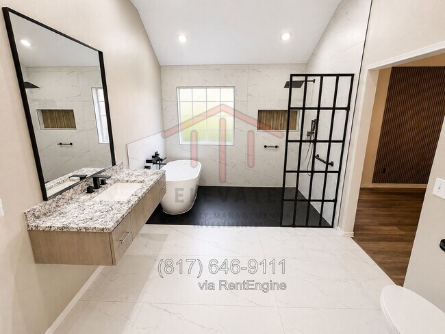 Building Photo - 2117 Pinwood Cir