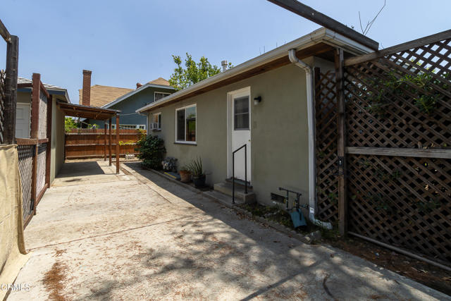 Building Photo - 1570 Allen Ave