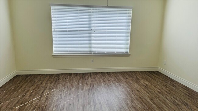 Building Photo - 20210 Glen Burn Ct