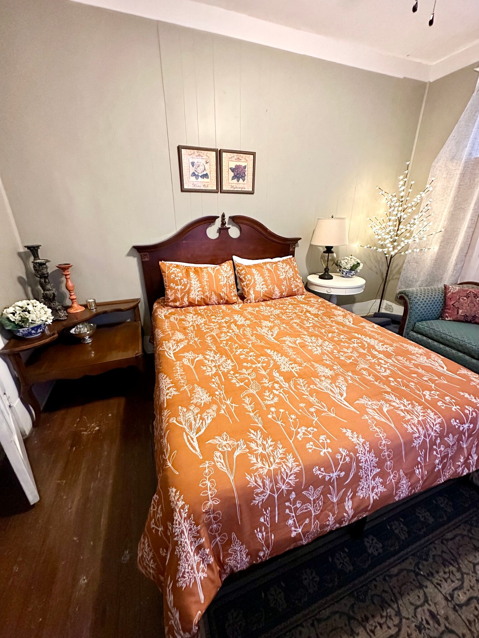 Bedroom 1 - 2811 Buena Vista St