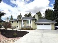 Building Photo - Great location in Park Meadows