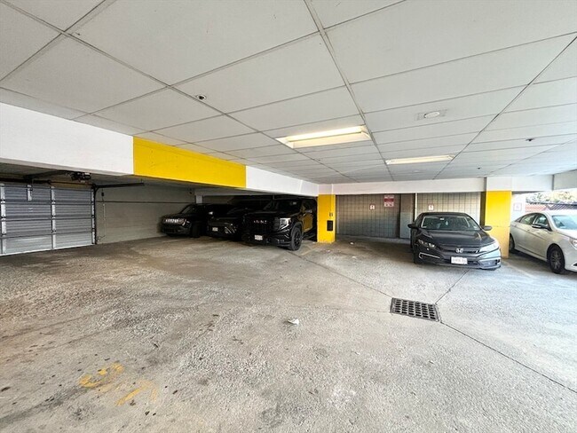 Building Photo - 11 Langdon St