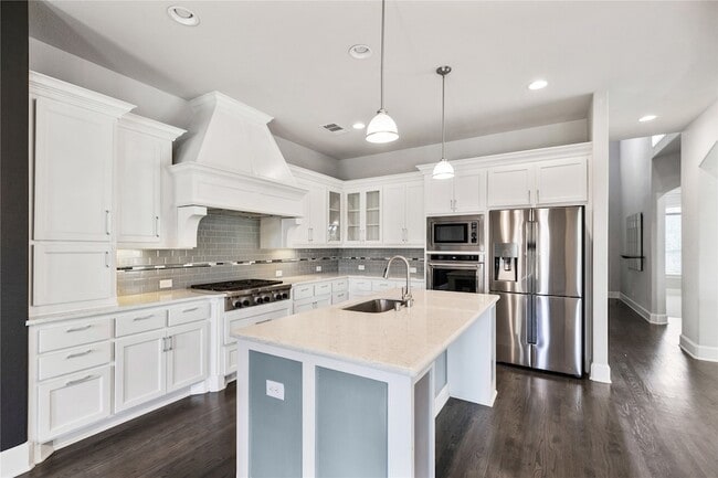 Building Photo - 1304 Damsel Caitlyn Dr