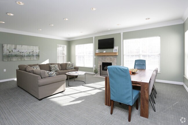Interior Photo - Centre Street Village Townhomes