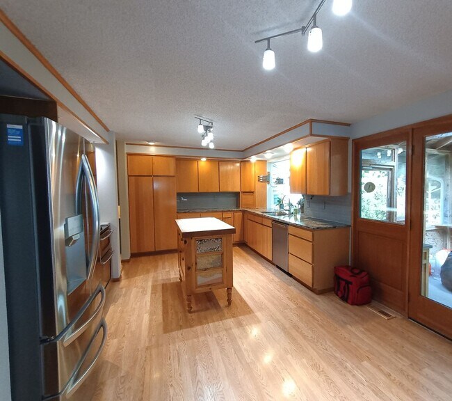 Building Photo - 2.5 Acres of Private Land in Poulsbo