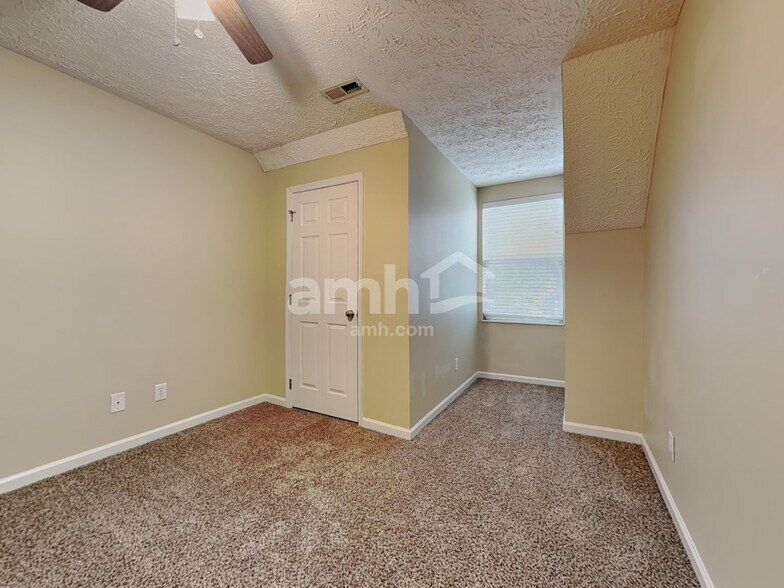 Building Photo - 6955 Saint Croix Ln