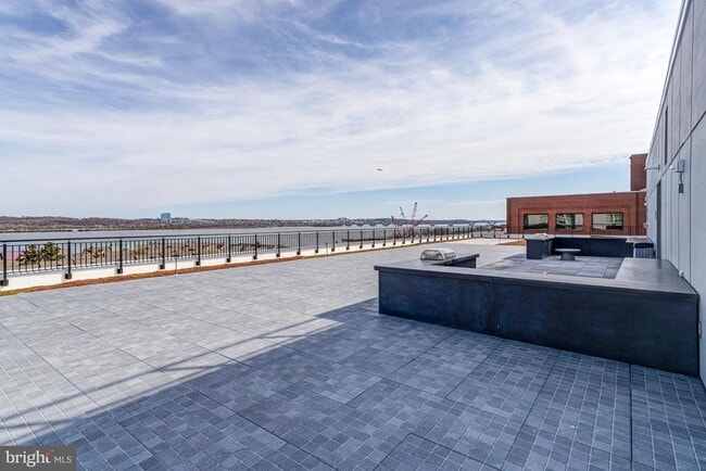 Building Photo - 801 N Fairfax St