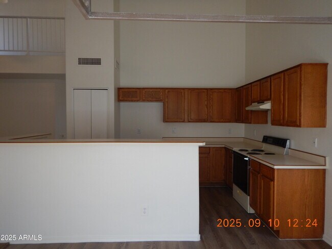 Building Photo - 4151 E Silverwood Dr
