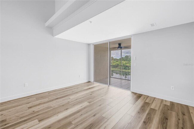 Building Photo - 8350 Wingate Dr