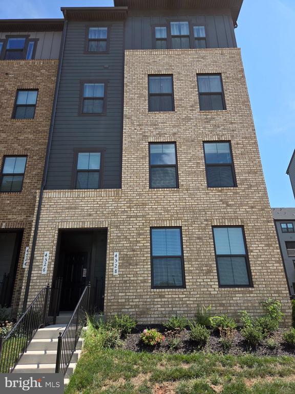 Building Photo - 4528 Dandelion Lp