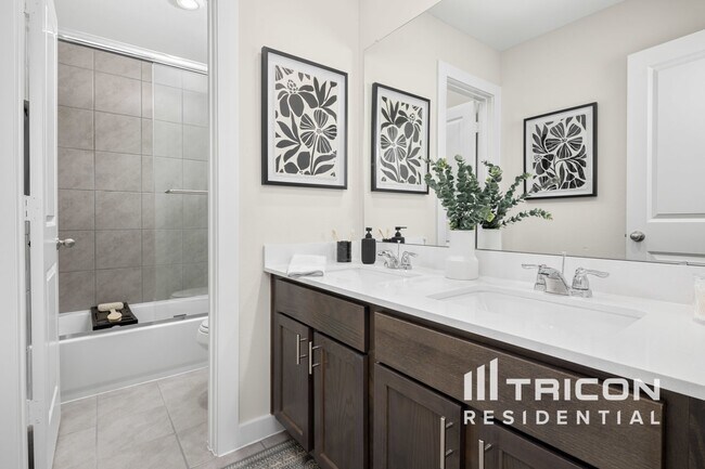 Building Photo - 22808 Terrazzo Dr