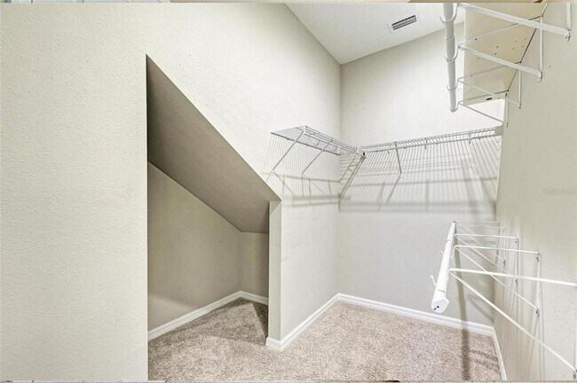 Building Photo - 5564 Summit Gln