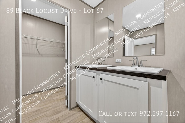 Building Photo - 89 Black Locust Dr