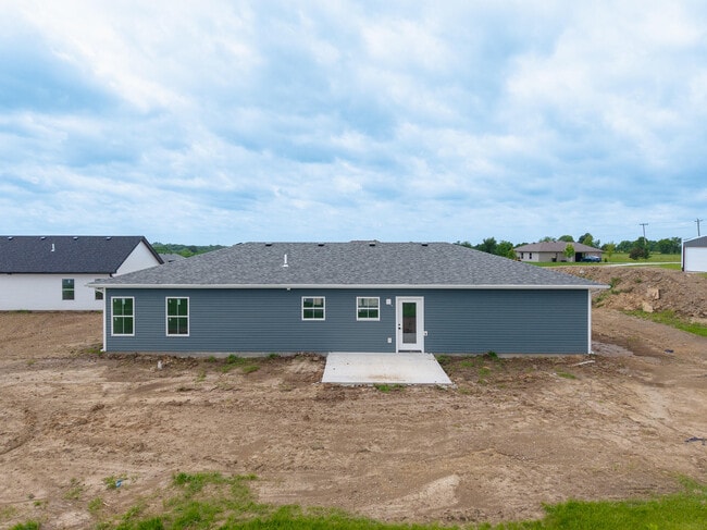 Building Photo - 2121 Lyndell Blvd