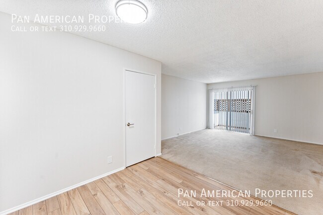 Building Photo - 10380 Almayo Ave