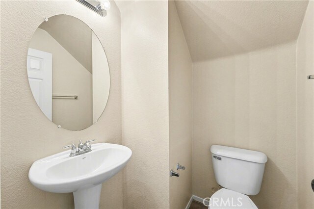 Building Photo - 38405 Sevilla Ave