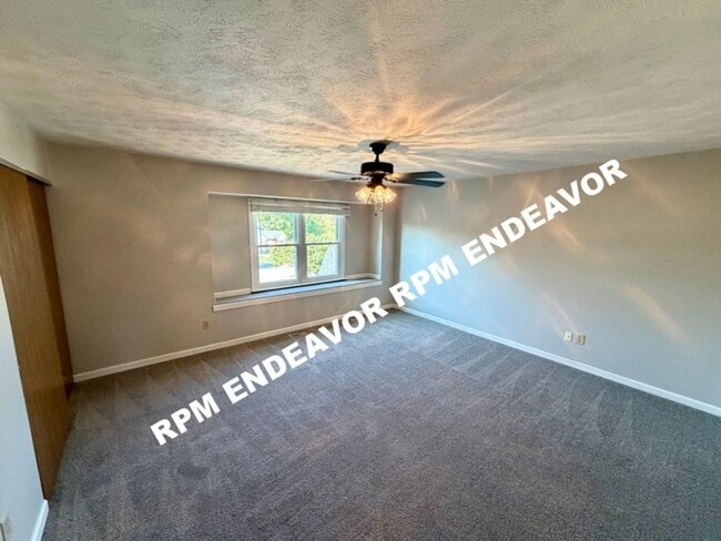 Building Photo - 1368 Deerfield Estates Dr