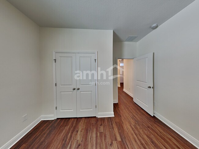 Building Photo - 2833 Ponds Trl