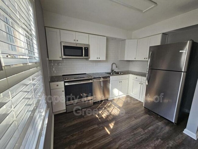 Building Photo - 1438 Dover Rd