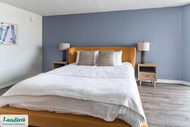 Building Photo - 1362 Passenger St