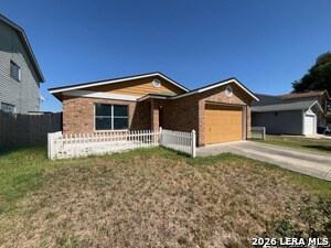Building Photo - 4210 Sunrise Cove Dr
