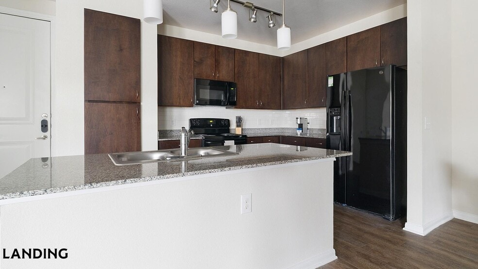 Building Photo - 14580 Crosby Fwy