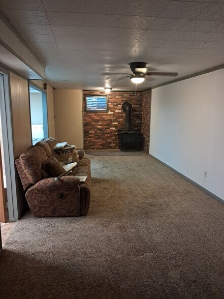 Building Photo - 427 S Impala Dr