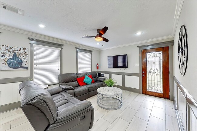 Building Photo - 7825 Cook Rd