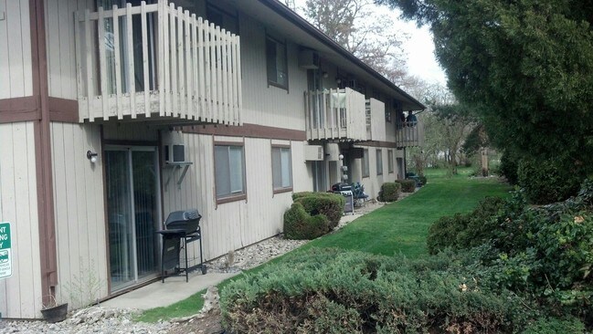 Building Photo - Keystone Apartments