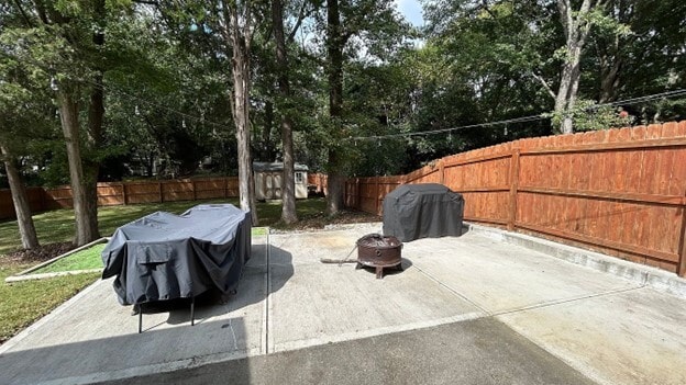 Building Photo - 2321 Oldenburg Dr