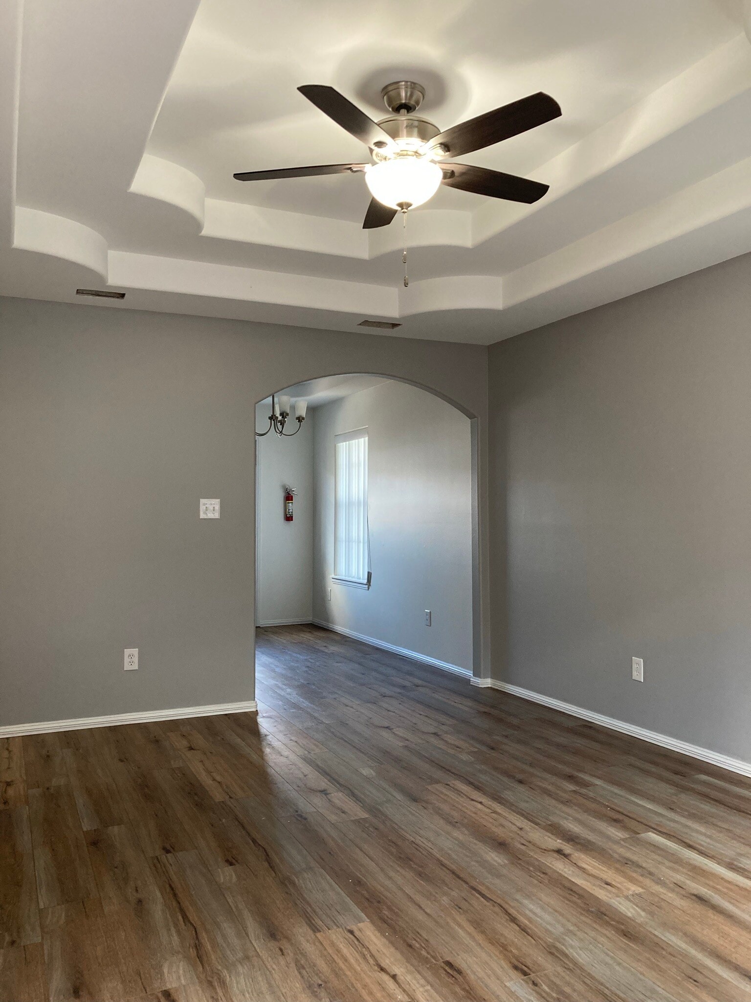 Building Photo - 910 English Ave