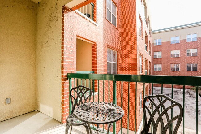 Building Photo - 300 St Joseph Pkwy