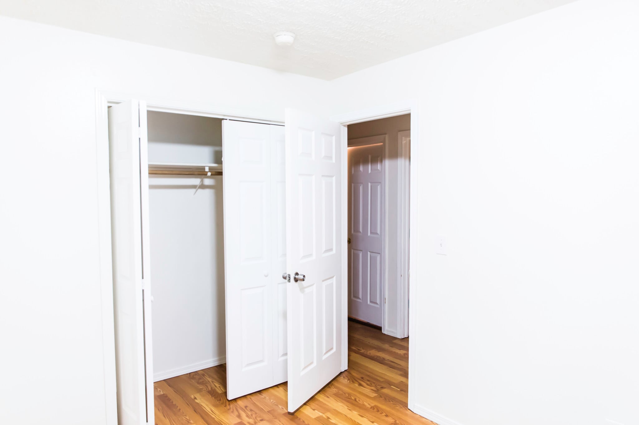 Building Photo - 1805 Dare Ave