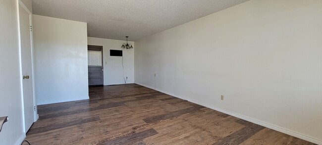 Building Photo - 1530 N 15th St