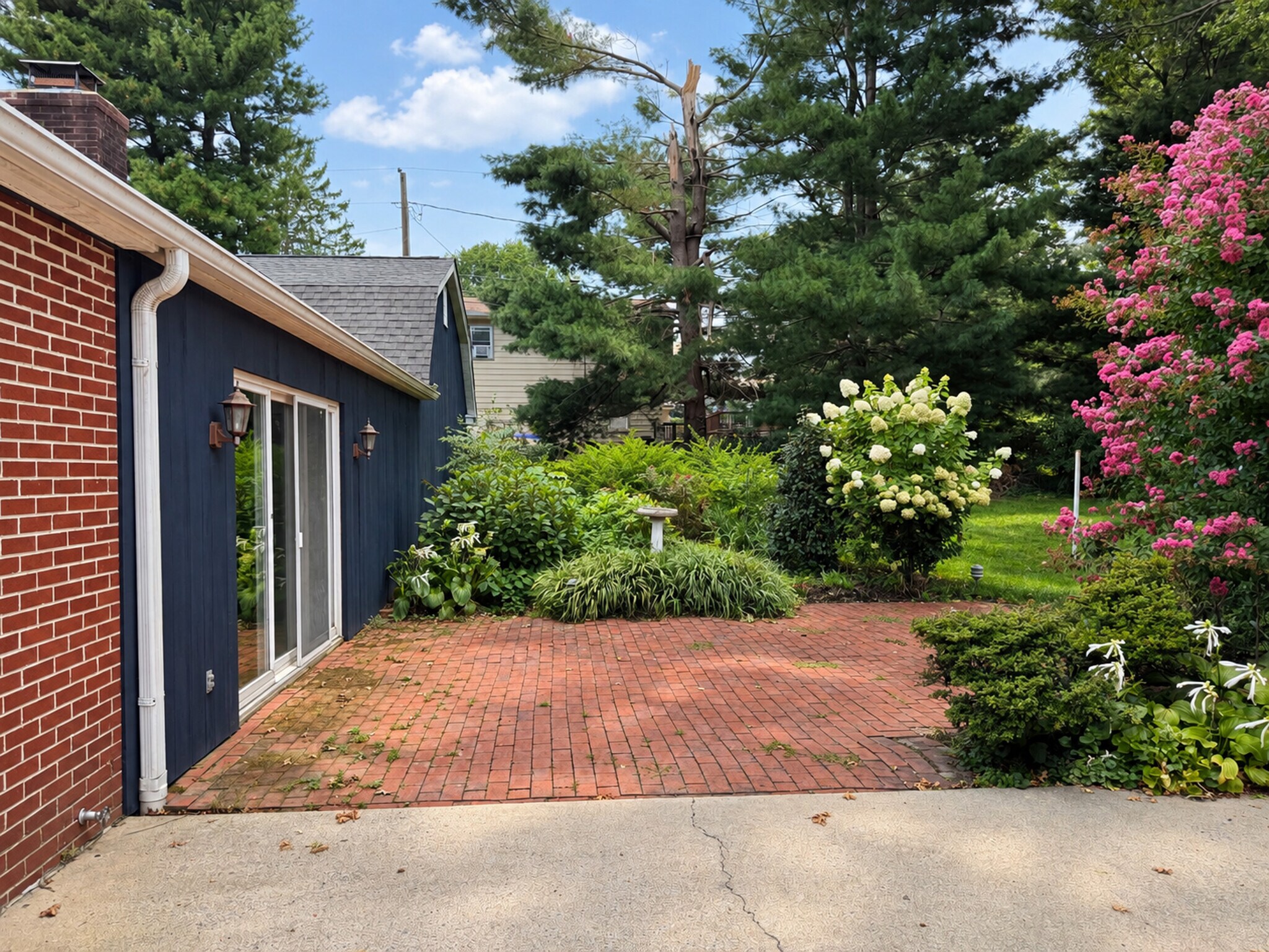 Building Photo - 156 Conestoga Blvd