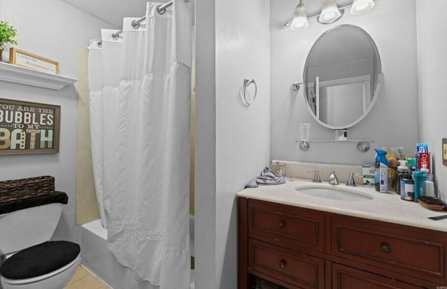 Bathroom - 1213 Sidney St